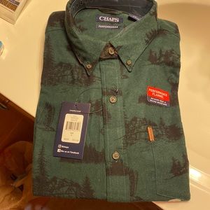 Men’s Chaps Performance Flannel Button Down long sleeves shirt